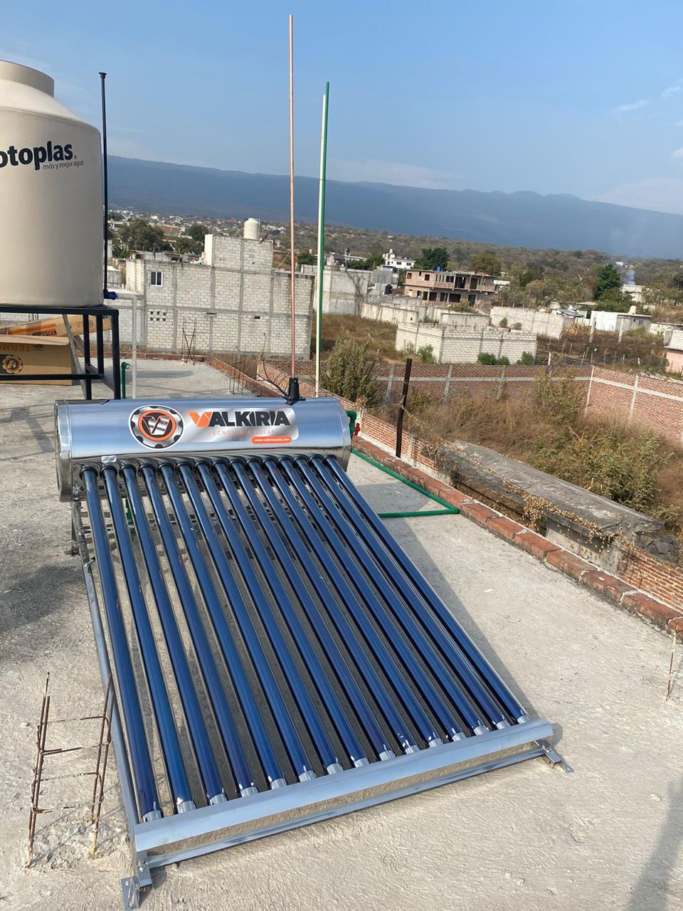Calentador solar de base baja